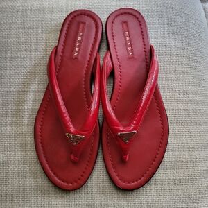Prada Red Patent Leather Triangle Logo Thong Sandals Flip Flops Size 38